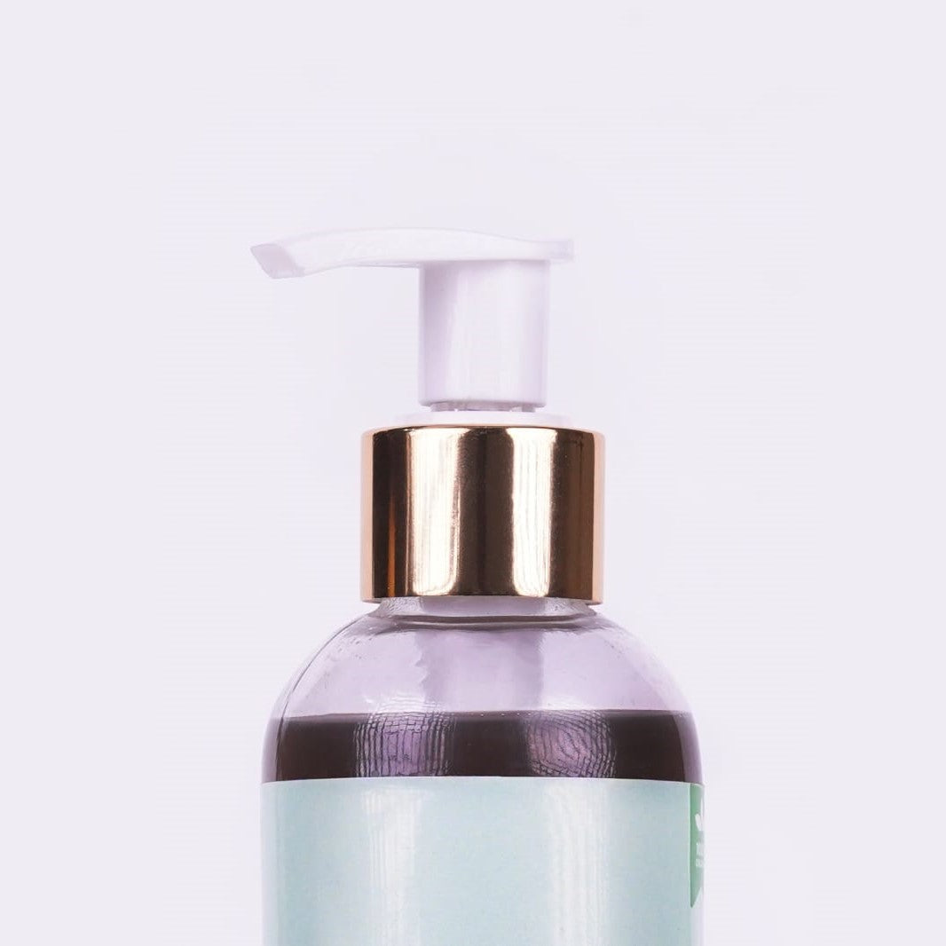 Botanicals & Herbs Herbal Shampoo